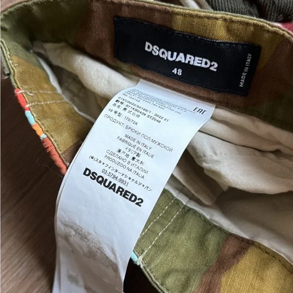 DSQUARED2 Patchwork Cargo Pants in Olive Green, Red Floral & Tan Accents - Picture 2 of 4